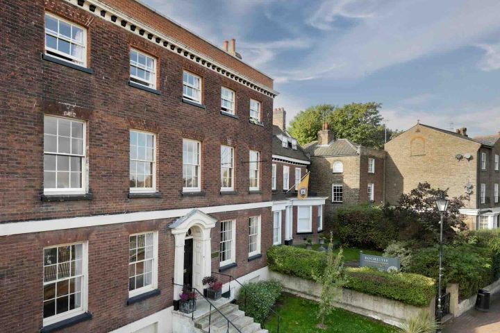 Rochester Independent College 7