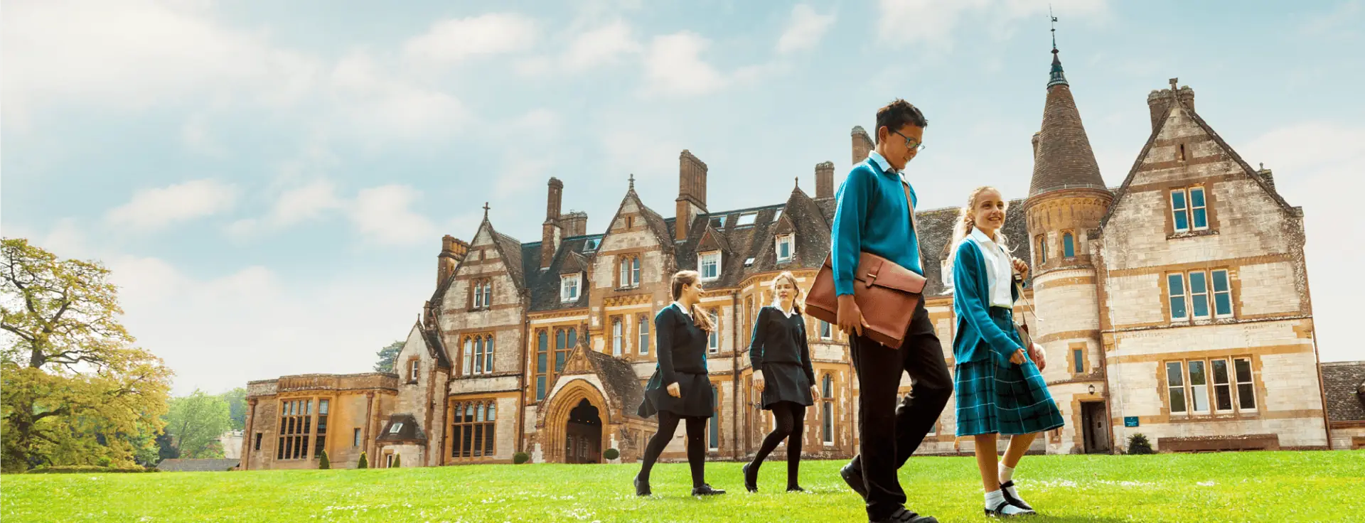 sch-Clayesmore-School-banner