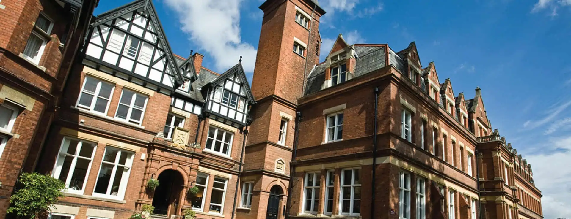sch Dean Close School banner 0