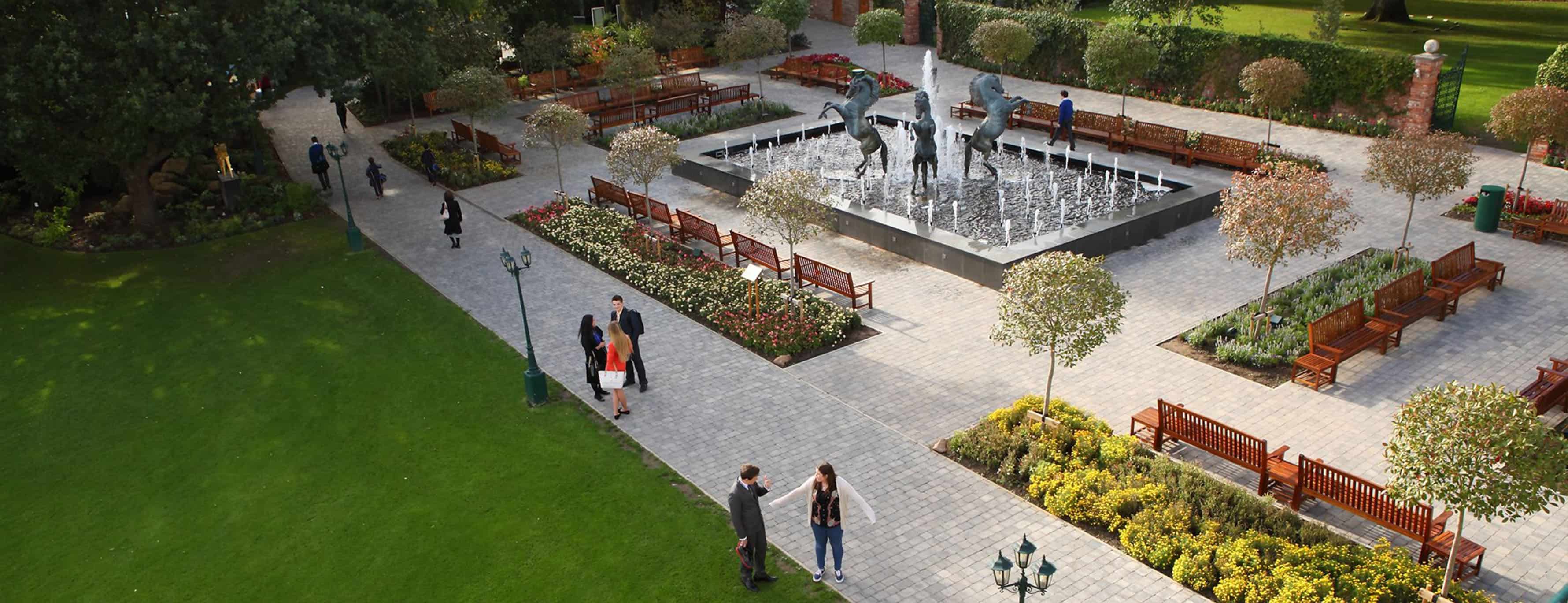 Queen Ethelburga's 英識教育