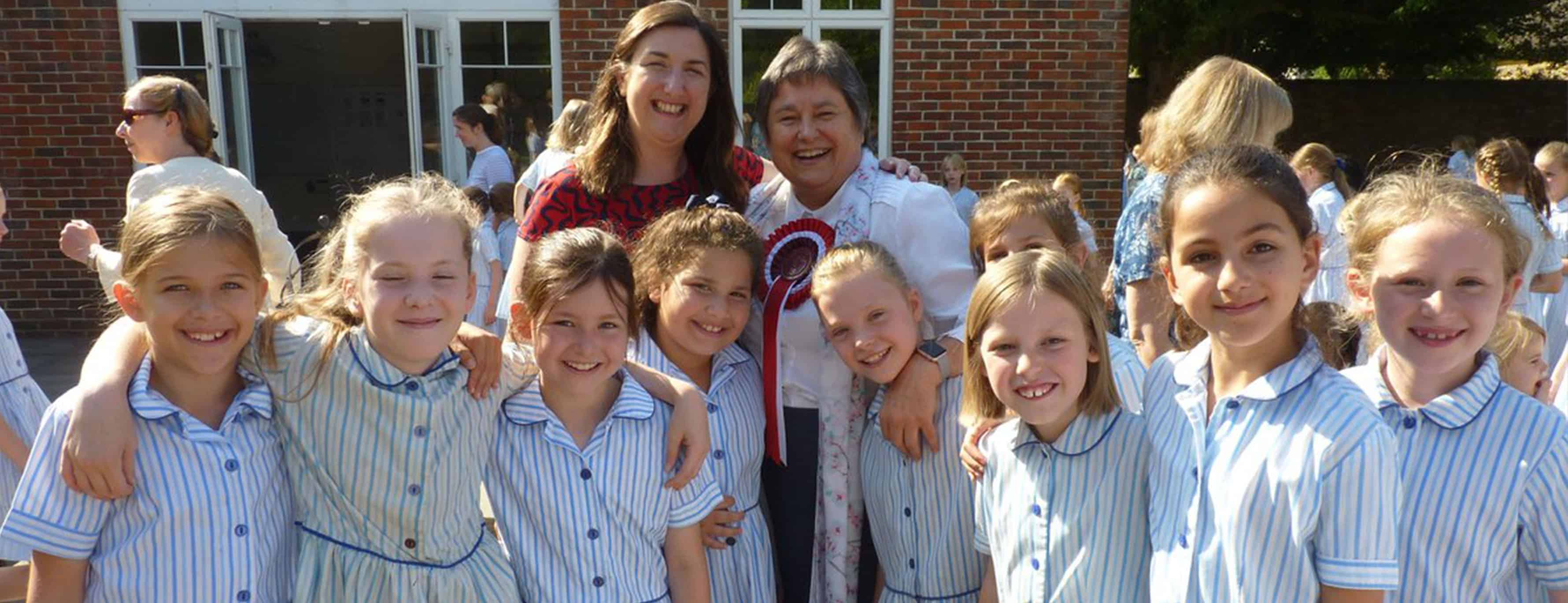 St Catherine's, Bramley 英識教育