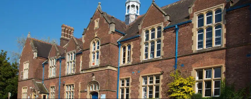 sch The Maynard School banner 0